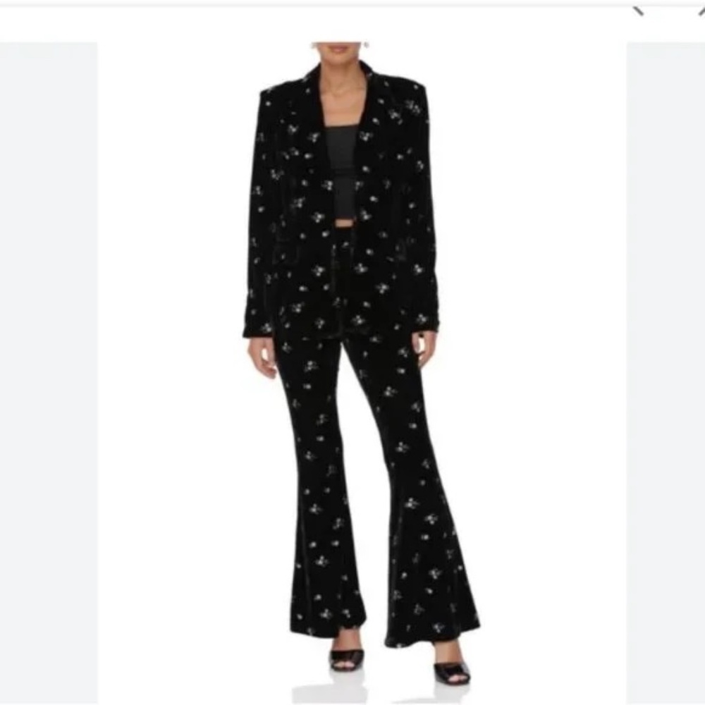 Avec Les Filles Floral Embroidered Velvet Flare Pants Black Silver S, NWOT